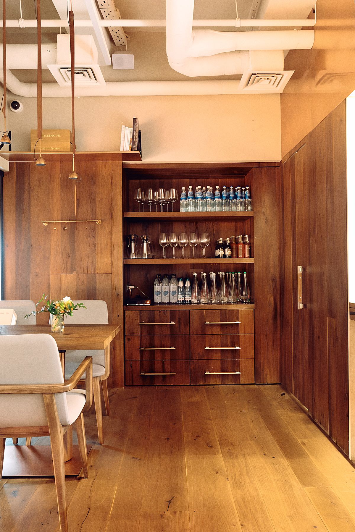 integrated millwork wait station