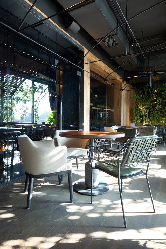 dining furniture details